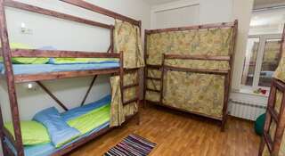 Гостиница EveRest hostel Санкт-Петербург Кровать в общем номере с 6 кроватями №1-1